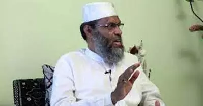 വ്യാജപ്രചരണം നടത്തുന്ന നേതാവിന്റെ പാര്‍ട്ടി മൂത്രം കുടിക്കാന്‍ ഇന്ത്യയെ പ്രേരിപ്പിക്കുന്നവരാണ്; സംഘപരിവാറിനെതിരെ അലിയാര്‍ ഖസ്മി