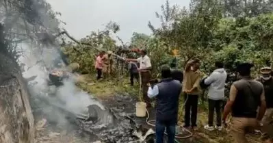 തമിഴ്നാട്ടില്‍ സൈനിക ഹെലികോപ്റ്റര്‍ തകര്‍ന്നു വീണു; ബിപിന്‍ റാവത്തും കുടുംബവും ഹെലികോപ്റ്ററില്‍