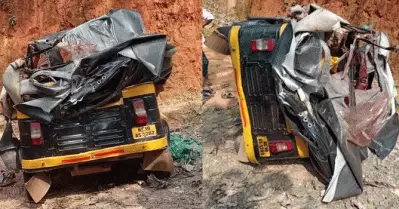 മലപ്പുറം ആനക്കയത്ത് ഓട്ടോറിക്ഷ മറിഞ്ഞുണ്ടായ അപകടത്തില്‍ ഒരു കുടുംബത്തിലെ മൂന്ന് പേര്‍ മരിച്ചു