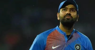 ക്യാപ്റ്റനായതിന് പിന്നാലെ പരിക്ക്; രോഹിത്തിന്റെ ദക്ഷിണാഫ്രിക്കന്‍ പര്യടനം ത്രിശങ്കുവില്‍