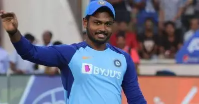 ഋതുരാജിന് പരിക്ക്; വിധിയുണ്ടെങ്കില്‍ ഇന്നിറങ്ങാം, അല്ലെങ്കില്‍ അയര്‍ലന്‍ഡില്‍ ഉല്ലാസയാത്രക്ക് പോയ പോലെ തിരിച്ചുവരാം