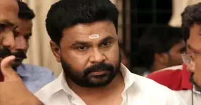 ദിലീപിനെ ക്ഷണിച്ചു, പ്രതിഷേധം; എറണാകുളം ശിവക്ഷേത്രത്തിലെ പരിപാടി മാറ്റിവെച്ചു