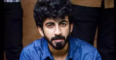 ഇല്ലാത്ത ആത്മവിശ്വാസം ഉണ്ടെന്ന് കാണിക്കേണ്ടി വരും, കള്ളങ്ങള്‍ പറഞ്ഞിട്ടുണ്ട്: റോഷന്‍ മാത്യു