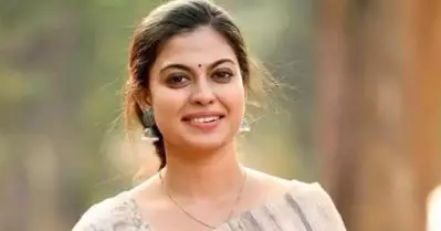 കല്യാണം കഴിച്ചു ഒരു കുടുംബമായി അടങ്ങി ഒതുങ്ങി ജീവിക്കാതെ സിനിമാനടി ആയതാകാം ഞാന്‍ ചെയ്ത തെറ്റ്; ആദ്യസിനിമക്ക് ശേഷം നേരിട്ട പ്രതിസന്ധികളെ പറ്റി അനുശ്രീ