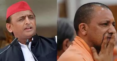 അവിടെ തന്നെ ഇരുന്നുകൊള്ളൂ, തിരിച്ചു വരരുത്; യോഗിയുടെ സ്ഥാനാര്‍ത്ഥിത്വത്തെ പരിഹസിച്ച് അഖിലേഷ്