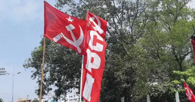 കോണ്‍ഗ്രസുമായി സഖ്യം, പാര്‍ട്ടി വിട്ട് അമ്പതോളം സി.പി.ഐ പ്രവര്‍ത്തകര്‍; പ്രാദേശിക പ്രശ്‌നം മാത്രമാണെന്ന് നേതൃത്വം