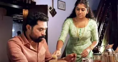 ‘ഡ്രൈവിംഗ് ലൈസന്‍സി’ന് പിന്നാലെ ‘ദി ഗ്രേറ്റ് ഇന്ത്യന്‍ കിച്ചണും’ ഹിന്ദിയിലേക്ക്
