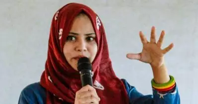 വസ്തുതാപരമായി പിശകുള്ള വിധി; ഹിജാബ് ഇസ്‌ലാമില്‍ നിര്‍ബന്ധമാണെന്നത് പകല്‍ പോലെ വ്യക്തമാണെന്ന് തഹ്‌ലിയ