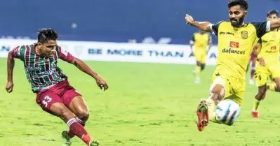 തോറ്റിട്ടും ജയിച്ച് ‘മഞ്ഞപ്പട’; മോഹന്‍ ബഗാനെ തോല്‍പിച്ച് ഹൈദരാബാദ് ഫൈനലില്‍