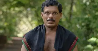 മതവെറിയിലല്ല, അതിന് വഴങ്ങാതിരിക്കാനുള്ള വിനോദ് പണിക്കരുടെ ഇച്ഛാധീരതയിലാണ് ഭാവിയുടെ ഹൃദയം മിടിക്കുന്നത്