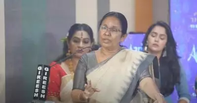 ആ സമയത്ത് ന്യായമെന്ത്, അന്യായമെന്ത് എന്നൊന്നും നോക്കുകയല്ല വേണ്ടത്, അതിജീവിതയ്‌ക്കൊപ്പം നില്‍ക്കണം; അമ്മ പരിപാടിയില്‍ വിമര്‍ശനവുമായി കെ.കെ ശൈലജ
