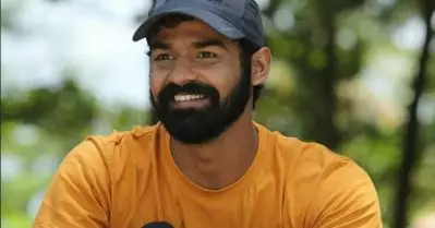 പ്രണവ് രണ്ടും കല്പിച്ച് തന്നെ, ഫീല്‍ ഗുഡും ഹൊററുമല്ല, ഇത്തവണ പക്കാ എന്റര്‍ടൈനര്‍, അടുത്ത ചിത്രം ഇന്‍ഡസ്ട്രി ഹിറ്റ് ഒരുക്കിയ സംവിധായകനൊപ്പം