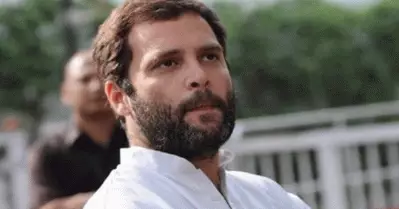 കോണ്‍ഗ്രസ് ‘ഓള്‍ ഔട്ട് ‘? ആദ്യ ഫല സൂചനയില്‍ പ്രതീക്ഷയ്ക്ക് വകയില്ലാതെ പാര്‍ട്ടി