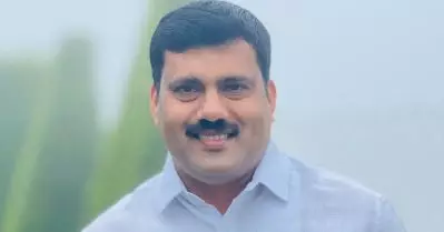 ‘ബി.ജെ.പിയിലേക്ക് പോയവരില്‍ കൂടുതലും മുഖ്യമന്ത്രിമാരുടേയും കേന്ദ്രമന്ത്രിമാരുടേയും മക്കള്‍, മണ്ണില്‍ പണിയെടുക്കുന്നവന്റെ നെഞ്ചത്ത് ചവിട്ടിയാണ് ഇവരുടെ മക്കളെ ഉയര്‍ത്തികൊണ്ടുവരുന്നത്’: റിജില്‍ മാക്കുറ്റി