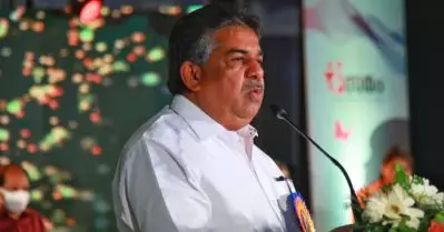 സജി ചെറിയാന്‍ വീണ്ടും മന്ത്രി കസേരയിലേക്കോ? സി.പി.ഐ.എം സംസ്ഥാന സെക്രട്ടറിയേറ്റ് യോഗത്തില്‍ തീരുമാനമായേക്കും
