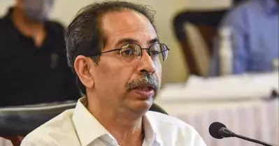 ആശുപത്രിയില്‍ ഒന്നനങ്ങാന്‍ പോലും പറ്റാതെ ഞാന്‍ കിടന്നപ്പോഴാണ് അവര്‍ അട്ടിമറി ആസൂത്രണം ചെയ്തത്; പിന്നില്‍ നിന്ന് കുത്തുകയായിരുന്നു; വിമതര്‍ക്കെതിരെ ഉദ്ധവ്