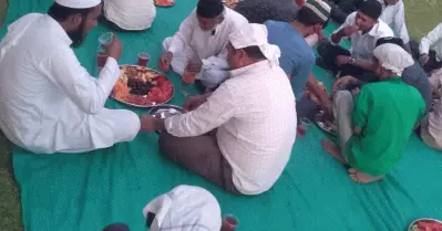 മുസ്‌ലിങ്ങള്‍ക്ക് റംസാന്‍ നോമ്പ് തുറ ഒരുക്കി ഗുജറാത്തിലെ ചരിത്രപ്രസിദ്ധമായ ഹിന്ദു ക്ഷേത്രം