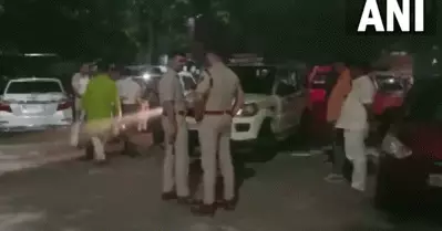 ദല്‍ഹിയില്‍ വീടിനുമുന്നില്‍ ബി.ജെ.പി നേതാവ് വെടിയേറ്റ് കൊല്ലപ്പെട്ടു