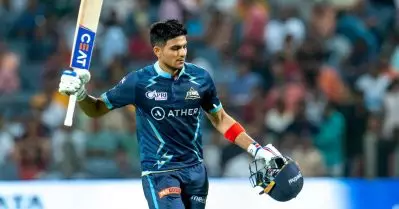 ക്യാപ്റ്റനായ ഹര്‍ദിക് പാണ്ഡ്യക്ക് പോലും ചെയ്യാന്‍ സാധിക്കാത്തത്; ഡബിള്‍ റെക്കോഡുമായി ഗില്‍