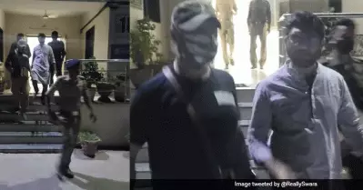 കാരണം പറയാതെ ഗുജറാത്തിലെത്തി ജിഗ്‌നേഷ് മേവാനിയെ അറസ്റ്റ് ചെയ്ത് അസം പൊലീസ്