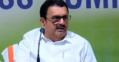 ഖാര്‍ഗെ ആരോഗ്യവാനാണ്, വേറെ താങ്ങോ വര്‍ക്കിങ്ങോ ആവശ്യമില്ല; പ്രവര്‍ത്തക സമിതിയിലേക്കുള്ള സംവരണമല്ല സ്ഥാനാര്‍ത്ഥിത്വം; തരൂരിനെതിരെ മുരളീധരന്റെ ഒളിയമ്പ്