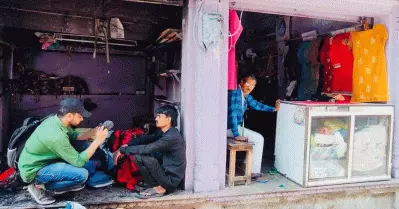 ‘ഉസ്മാന്റെയും രവിയുടെയും പുതിയ ഇന്ത്യ’; വൈറലായി രാജസ്ഥാനിലെ കരൗളിയില്‍ നിന്നുള്ള ചിത്രം