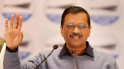 ബി.ജെ.പിക്ക് വോട്ട് ചെയ്താല്‍ ബി.ജെ.പി നിങ്ങളുടെ മക്കളെ മദ്യത്തില്‍ കുളിപ്പിച്ചു കിടത്തുന്നതായിരിക്കും കാണേണ്ടി വരിക: ഗുജറാത്തിനോട് അരവിന്ദ് കെജ്‌രിവാള്‍