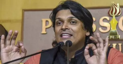 പാലക്കാട്ടെ പത്രപരസ്യം തെക്കനും നായരുമായ രാഹുലിന് മുസ്‌ലിങ്ങളുടെ വോട്ട് പോകാതിരിക്കാന്‍: രാഹുല്‍ ഈശ്വര്‍