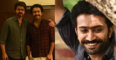 ബീസ്റ്റ് മോഡ് ഓണ്‍; വിജയ്‌ക്കൊപ്പമുള്ള ചിത്രം പങ്കുവെച്ച് ഷൈന്‍ ടോം ചാക്കോ