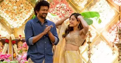 വിജയ്‌യും രശ്മികയും ആദ്യമായി ഒന്നിക്കുന്ന ദളപതി 66; പൂജയുടെ ചിത്രങ്ങള്‍