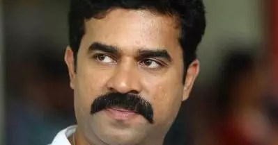 പ്രതിഷേധം ശക്തമായി, നിയമകുരുക്കും; വിജയ് ബാബുവിന്റെ ലൈവ് വീഡിയോ അപ്രത്യക്ഷം