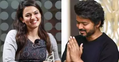 വിജയ് സാര്‍ അടുത്ത് വരുമ്പോള്‍ ഞാന്‍ ബോധം കെട്ടുവീഴുമെന്ന് അവന്‍ പറഞ്ഞുകൊണ്ടേയിരുന്നു, നീയെന്നെ നാറ്റിക്കരുതെന്ന് ഞാനും; രസകരമായ അനുഭവം പങ്കുവെച്ച് അപര്‍ണ ദാസ്