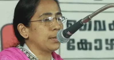 ‘സംഘി മൈത്രി പൊലീസിന്റെ സദാചാര വിചാരണ’; പൊലീസില്‍ നിന്നുണ്ടായ ദുരനുഭവം പങ്കുവെച്ച് അംബിക