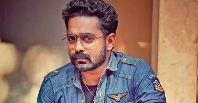 സ്‌ക്രിപ്റ്റ് കേട്ട് ഇഷ്ടപ്പെട്ടില്ലെങ്കില്‍, ആരോടാണെങ്കിലും ഒരു മടിയുമില്ലാതെ അവന്‍ നോ പറയും; തന്നെ സ്വാധീനിച്ച യുവ നടന്മാരെക്കുറിച്ച് ആസിഫ് അലി