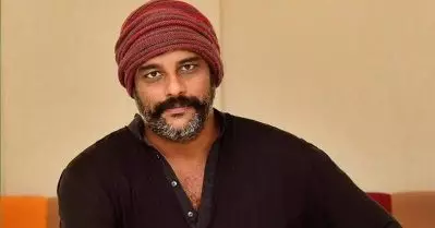 വലിയ ക്യാന്‍വാസിലുള്ള സിനിമകള്‍ പട നയിച്ച് യുദ്ധം ചെയ്യുന്നത് പോലെ; പേഴ്‌സണല്‍ സിനിമകളിലൂടെ കിട്ടുന്ന സമാധാനവും ക്രിയേറ്റീവ് സാറ്റിസ്ഫാക്ഷനും വേറെ: മുരളി ഗോപി