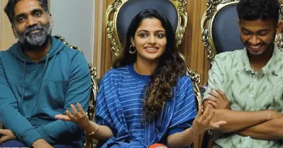 ബീഫ് കഴിക്കുന്നതിനെക്കുറിച്ച് പറഞ്ഞത് എന്റെ നിലപാട്, ഉറച്ചുനില്‍ക്കുന്നു: നിഖില വിമല്‍