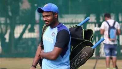 സഞ്ജുവിനെ പുച്ഛിച്ച് തള്ളുന്നവരോട്…