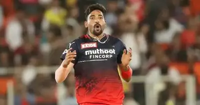 ഇന്ത്യന്‍ ടീമിലെത്തിയ നിങ്ങളോട് അത് മാത്രമേ എനിക്ക് പറയാനുള്ളൂ; ടീമില്‍ ഉള്‍പ്പെടാതെ പോയതിന് പിന്നാലെ മുഹമ്മദ് സിറാജ്