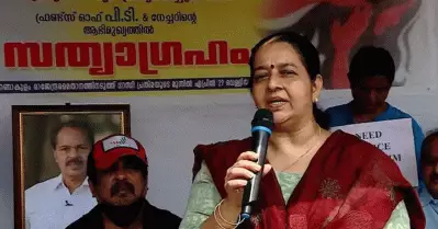 തോമസ് മാഷിനെ നേരിട്ട് കണ്ട് അനുഗ്രഹം വാങ്ങും; കെ.വി.തോമസ് തനിക്കെതിരെ പറയില്ലെന്ന് ഉമ തോമസ്