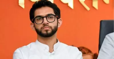 ചതിയന്മാര്‍ എവിടേയും വിജയിച്ചിട്ടില്ല, പറയാനുള്ളത് മുഖത്ത് നോക്കി പറയണം; വിമതരോട് ആദിത്യ താക്കറെ