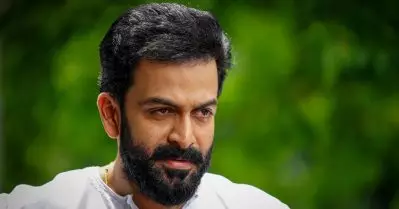 അടി, ഇടി, മാസ്: കടുവ കോരിത്തരിപ്പിച്ചെന്ന് ആദ്യ ഷോ കണ്ടവര്‍