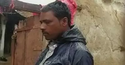 തെരഞ്ഞെടുപ്പില്‍ തോറ്റതോടെ വിതരണം ചെയ്ത പണം തിരികെ നല്‍കണമെന്നാവശ്യപ്പെട്ട് സ്ഥാനാര്‍ത്ഥി
