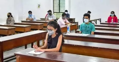 നീറ്റ് പരീക്ഷാ വിവാദം; രണ്ട് അധ്യാപകര്‍ അറസ്റ്റില്‍