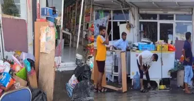 കടകളിലേക്ക് വെള്ളം ഇരച്ചുകയറി; യു.എ.ഇയില്‍ മഴക്കെടുതി ബാധിച്ചത് മലയാളികളായ ചെറുകിട കച്ചവടക്കാരെയും
