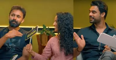 നാച്ചുറല്‍ ആക്റ്റിങ് വേണമെന്ന് പറഞ്ഞ് ദര്‍ശന ഉറക്കത്തില്‍ നിന്ന് എണീറ്റ് വരും, കുളിക്കുക പോലുമില്ല: വിനീത് കുമാര്‍