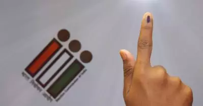 17 വയസായവര്‍ക്കും ഇനി വോട്ടര്‍ ഐ.ഡിക്ക് അപേക്ഷിക്കാം; പുതിയ പ്രഖ്യാപനവുമായി ഇലക്ഷന്‍ കമ്മീഷന്‍