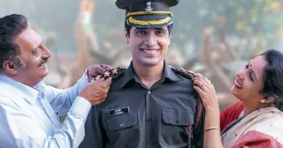 മനസ് നിറച്ച് രേവതി- പ്രകാശ് രാജ് കോമ്പോ; ഒ.ടി.ടി റിലീസിന് പിന്നാലെ പ്രേക്ഷക ശ്രദ്ധ നേടി മേജര്‍