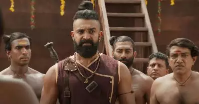 ‘അധികാരമുണ്ടെന്ന് വെച്ച് മനുഷ്യനെ കീടങ്ങളെ പോലെ കാണരുത്’; പത്തൊമ്പതാം നൂറ്റാണ്ട് ട്രെയ്‌ലര്‍ പുറത്ത്