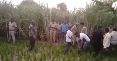 ‘ഇതരമതസ്ഥനെ പ്രണയിച്ചു’; യു.പിയില്‍ പതിനെട്ടുകാരിയെ വീട്ടുകാര്‍ കൊന്ന് കുഴിച്ചുമൂടി, യുവാവിനേയും കൊലപ്പെടുത്തി