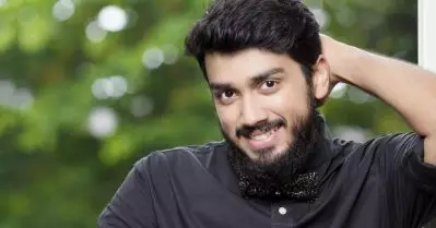 ഇവിടെ പച്ച പിടിച്ചില്ല, ഞാന്‍ ചിന്തിക്കുന്ന ഭാഷ തമിഴാണ്: കാളിദാസ് ജയറാം